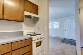 18140 SW Shaw St in Beaverton, OR - Building Photo - Building Photo