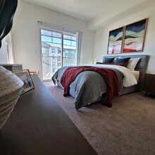 Oak Grove at Dublin Ranch in Dublin, CA - Foto de edificio - Building Photo