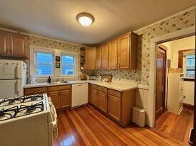 23 Central Rd, Unit 1 in Somerville, MA - Building Photo