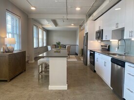 The Marine Residence in Memphis, TN - Building Photo