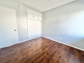 13714 S Inglewood Ave in Hawthorne, CA - Building Photo - Building Photo