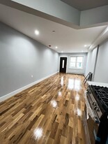 164- 15 104th Rd in Queens, NY - Building Photo