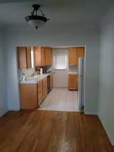 910 Robinson St, Unit 910 in Los Angeles, CA - Building Photo - Building Photo
