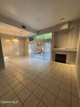 2148 Los Feliz Dr in Thousand Oaks, CA - Building Photo - Building Photo
