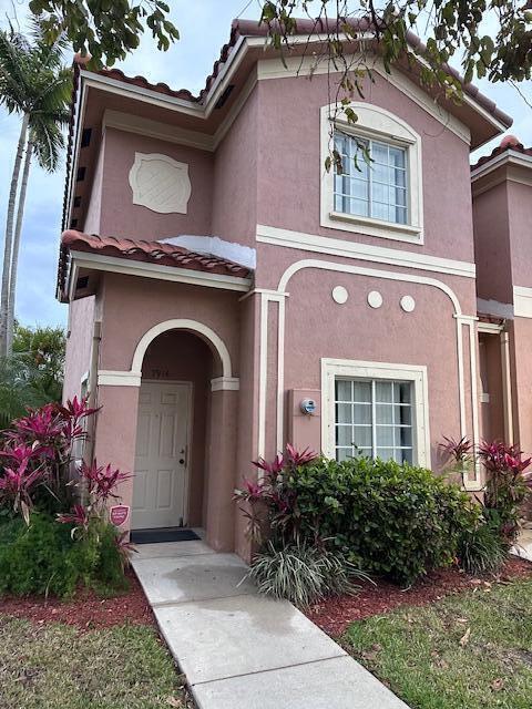 property at 7914 Catalina Cir