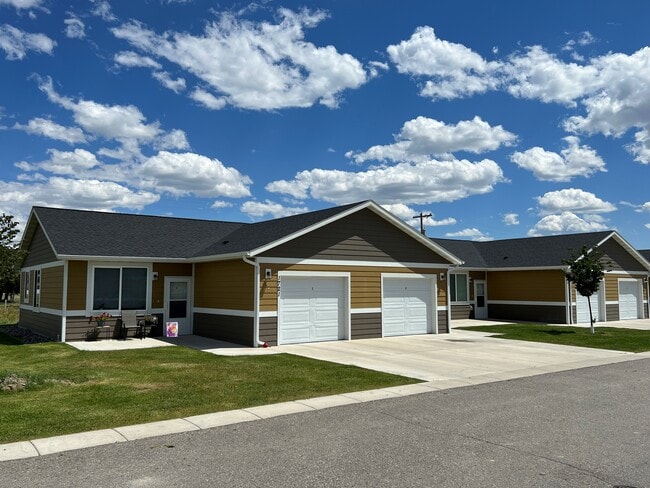 Grand Slam Patio Home Apartments in Billings, MT - Foto de edificio - Building Photo