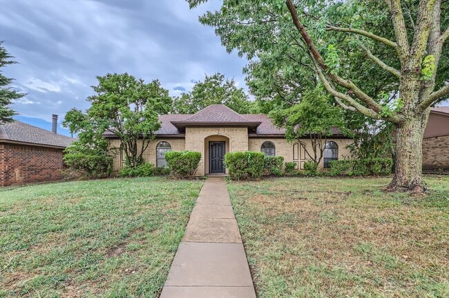 property at 1304 Seabrook Dr