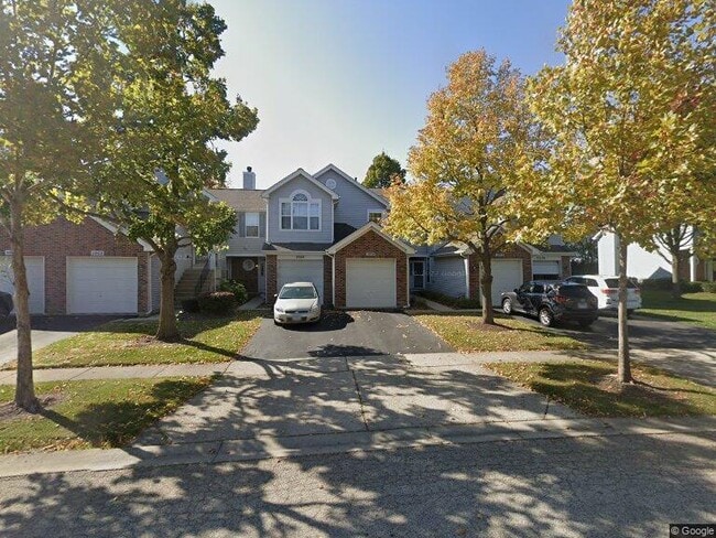 property at 2060 Waverly Ln