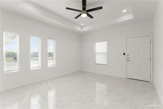 5712 Notre Dame Ave, Unit 2 in McAllen, TX - Building Photo - Building Photo