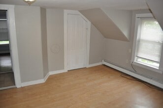 70 Higley Rd in Ashland, MA - Building Photo - Building Photo