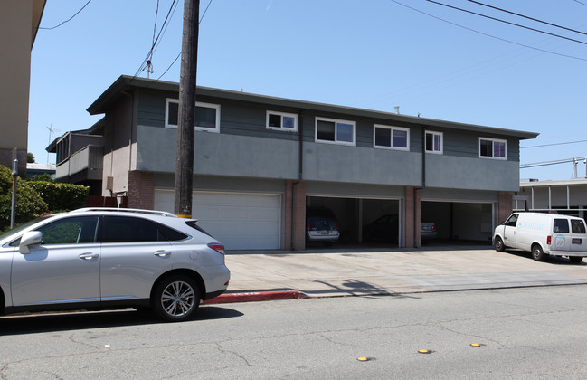 1244 Cherry St in San Carlos, CA - Foto de edificio - Building Photo