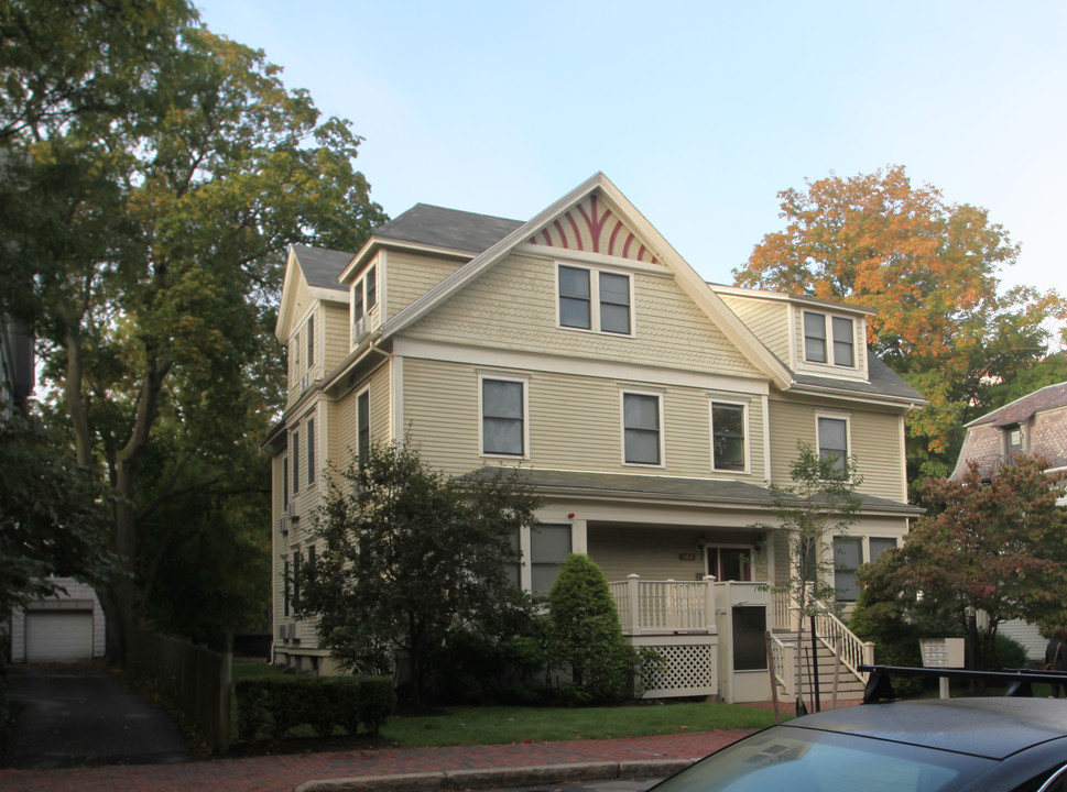 364-366 Harvard St in Cambridge, MA - Building Photo