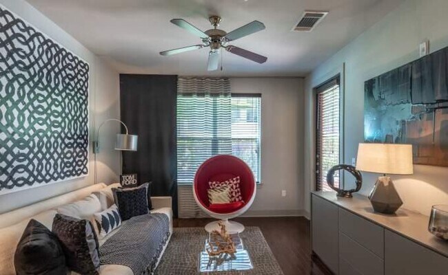 2411 Washington Ave in Houston, TX - Building Photo - Building Photo