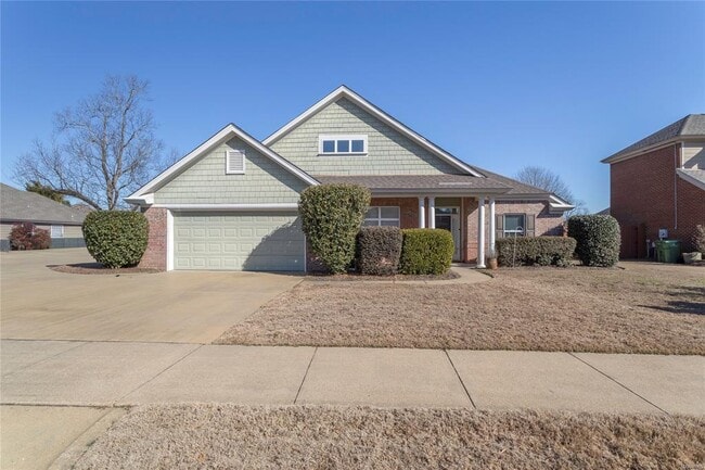 property at 612 Stoneybrooke Way