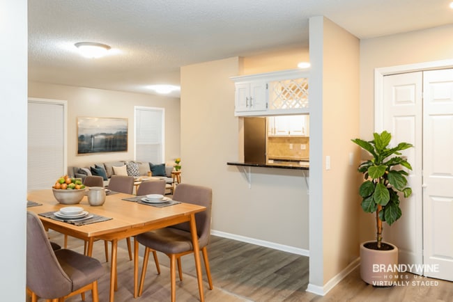 2025 NW 49th St in Kansas City, MO - Foto de edificio - Building Photo