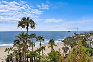 31925 S Coast Hwy in Laguna Beach, CA - Building Photo