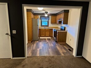 1583 highland park dr, Unit C in Highland, MI - Building Photo - Building Photo