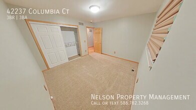 42237 Columbia Ct in Sterling Heights, MI - Building Photo - Building Photo