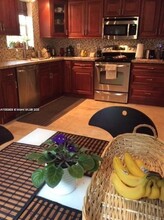 274 NW 92nd St in Miami Shores, FL - Building Photo - Building Photo