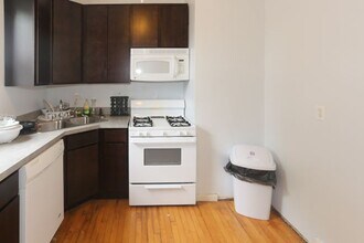 3506 W Grace St, Unit 2 in Chicago, IL - Building Photo - Building Photo