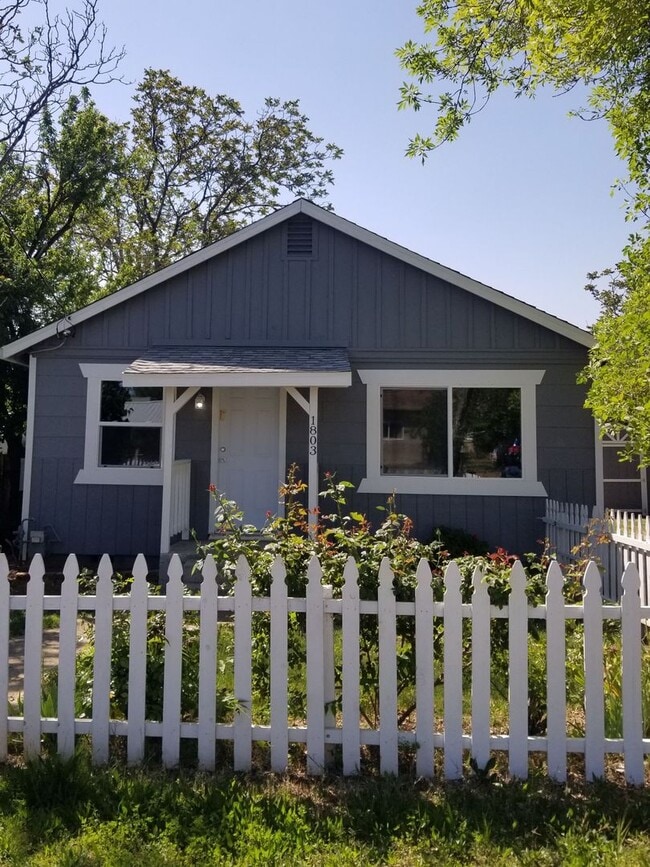 property at 1803 Henry Ave