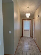 1449 Walnut St in Windsor, CO - Foto de edificio - Building Photo