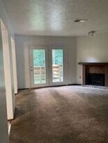 8514 14th St W, Unit 4