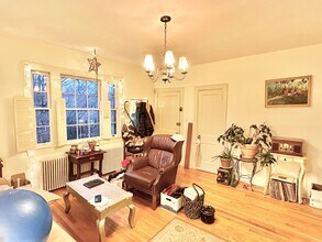 223 6th St SE in Washington, DC - Building Photo - Building Photo