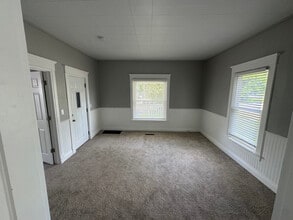 60 E Wisconsin St in Delavan, WI - Building Photo - Building Photo