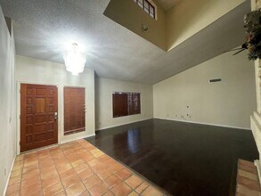 6049 W Grandview Rd in Glendale, AZ - Building Photo - Building Photo