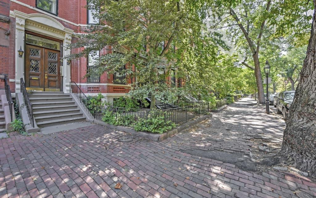 230 Marlborough St in Boston, MA - Foto de edificio