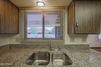 13135 W Castlebar Dr in Sun City West, AZ - Building Photo - Building Photo