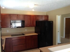 417 Blue Bell Court in Clayton, OH - Building Photo - Building Photo