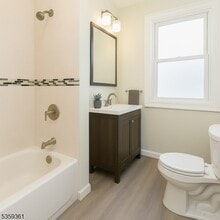 33 Linden Ave in Bloomfield, NJ - Building Photo - Building Photo