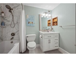 2885 Knox Ave S in Minneapolis, MN - Building Photo - Building Photo
