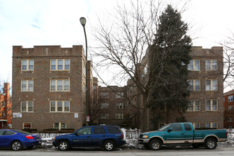 Custer in Evanston, IL - Foto de edificio - Building Photo