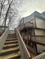 2189 Pinebrook Trail in Cuyahoga Falls, OH - Building Photo