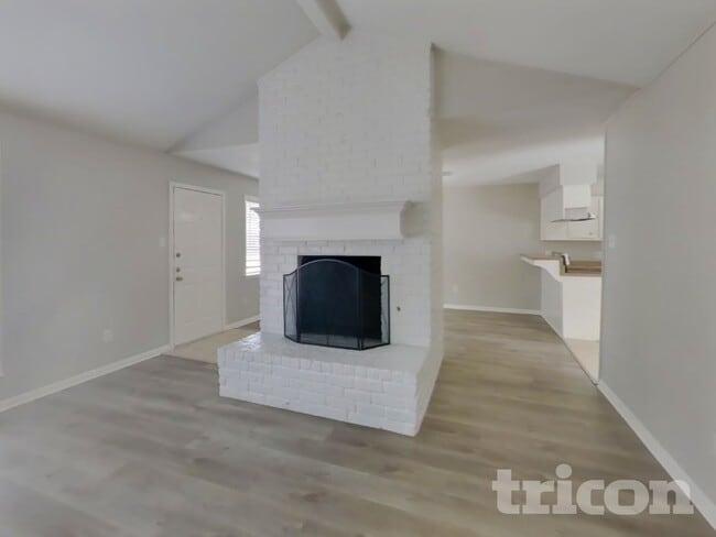 14218 Overbrook Ln in Houston, TX - Building Photo - Building Photo