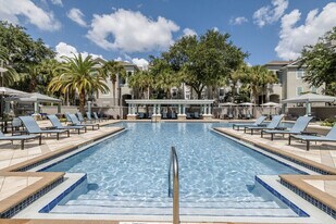 The Willow at Little Lake Bryan in Orlando, FL - Building Photo