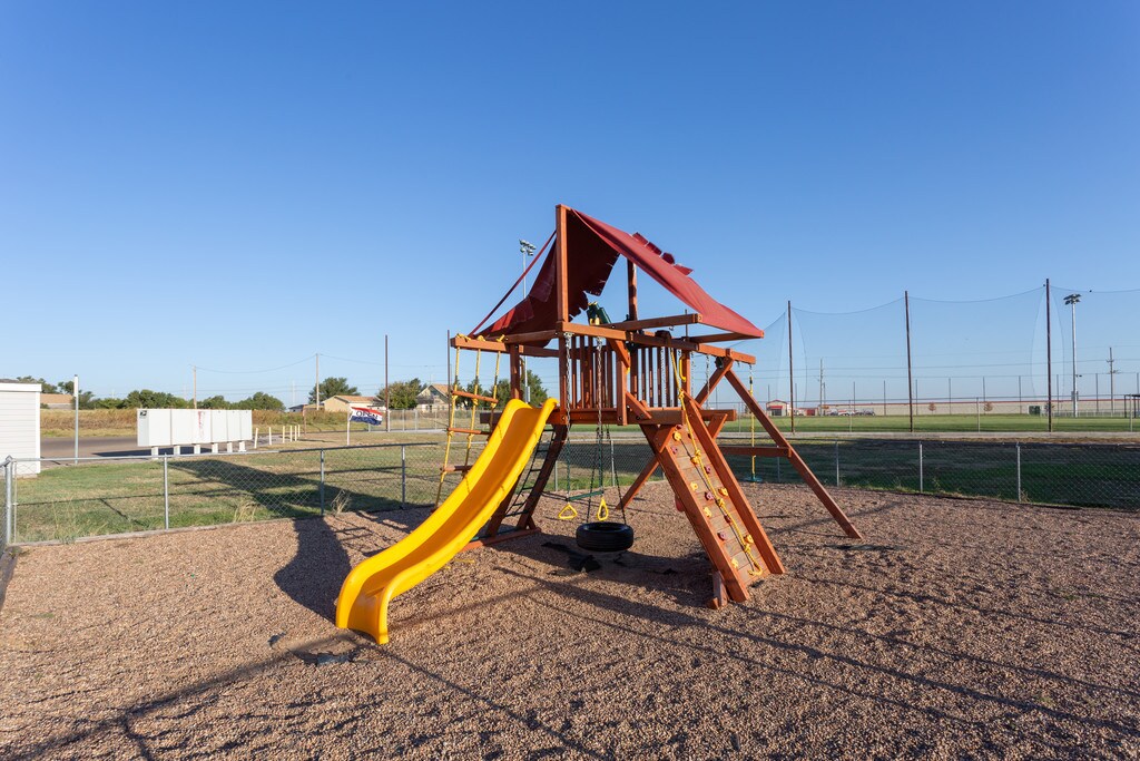 Cottonwood Apartment Homes in Liberal, KS