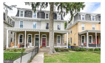 59 W Johnson St, Unit Apartment 3