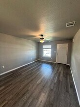 2327 B Duntov Dr in Temple, TX - Building Photo - Building Photo