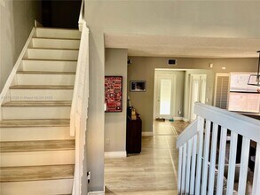 1018 SW 113th Terrace in Pembroke Pines, FL - Building Photo - Building Photo