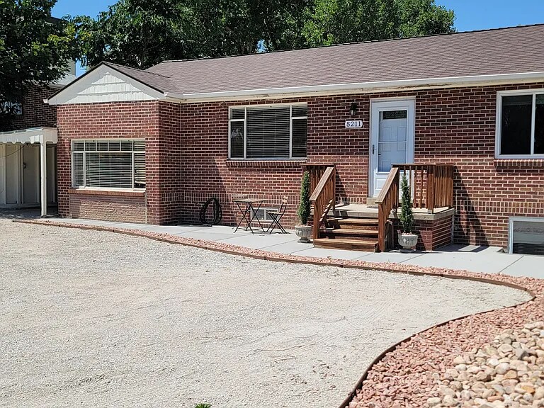 5211 Julian St in Denver, CO - Foto de edificio