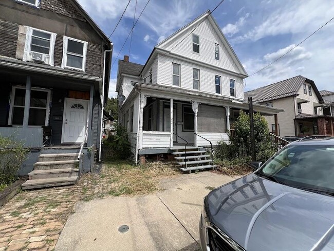 property at 504 Woodward Ave