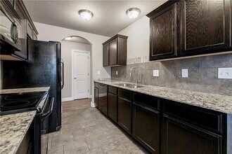 3905 S W Capstone Ave in Bentonville, AR - Building Photo - Building Photo