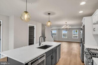 22 Morgan Cir in Carlisle, PA - Building Photo - Building Photo