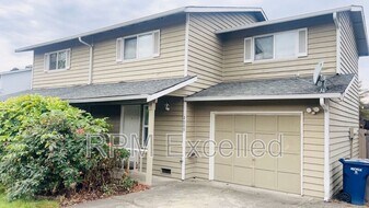 2009 C St SE in Auburn, WA - Building Photo