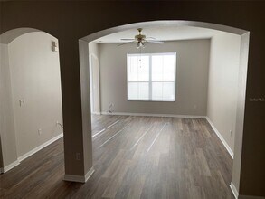 4205 Austen Falls Ln in Orlando, FL - Building Photo - Building Photo