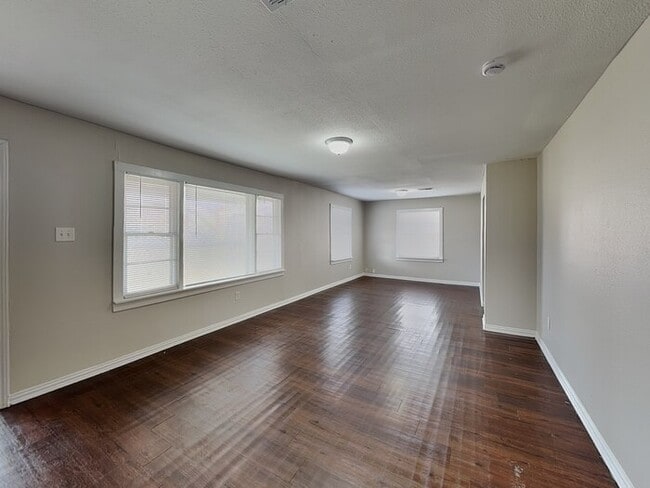 3758 Denton Hwy in Fort Worth, TX - Building Photo - Building Photo